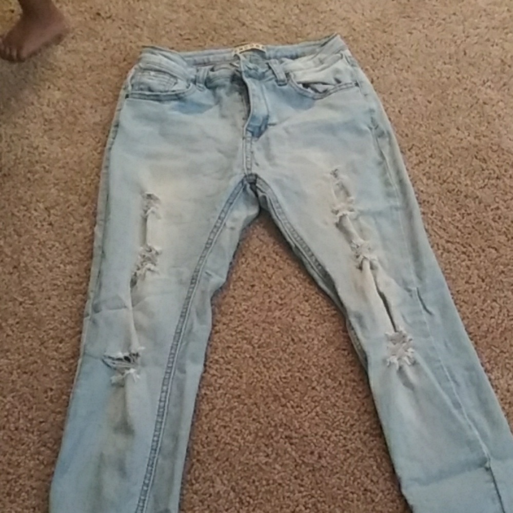 Jeans
